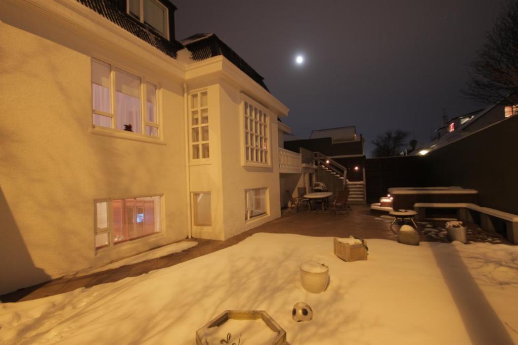 Town House Guesthouse Reykjavík Exterior foto